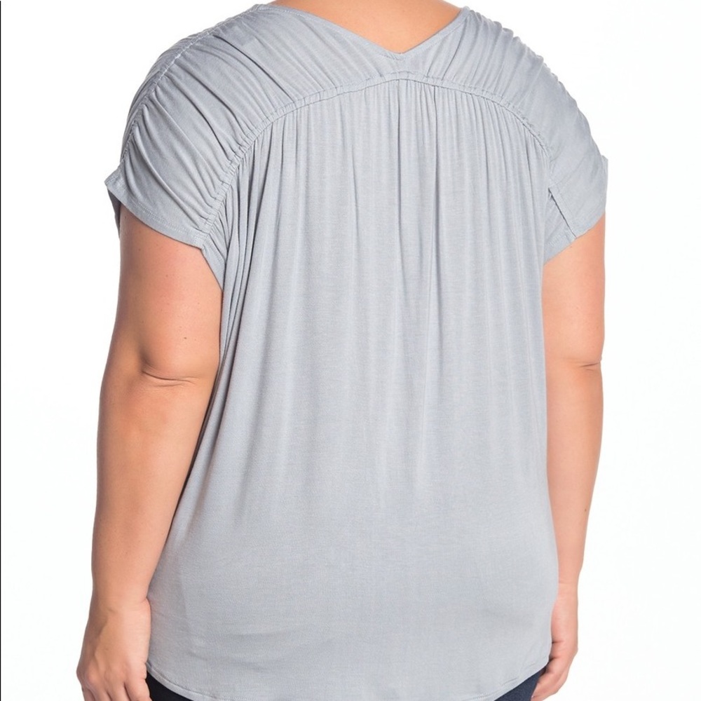 H by Bordeaux Ruched Blouse - Picture 3 of 5